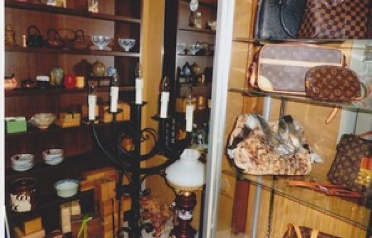 昔に骨董品、リサイクルショップで購入 リサイクルショップ ヒジカタ（萬玄堂） | こだいらネット