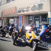 （株）鈴木輪業　MCS小平　（MOTOR CYCLE SPORTS SHOP）