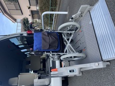 すずめ介護タクシー